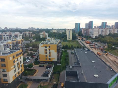 квартира за адресою Сергія Данченка вул., 1