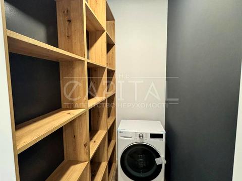 комерційна за адресою Микільсько-Слобідська вул., 62
