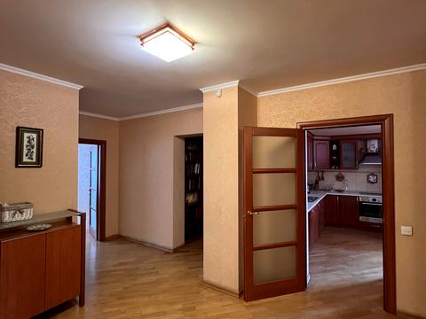 квартира за адресою В'ячеслава Чорновола вул., 20