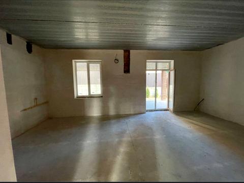 будинок за адресою Лугова