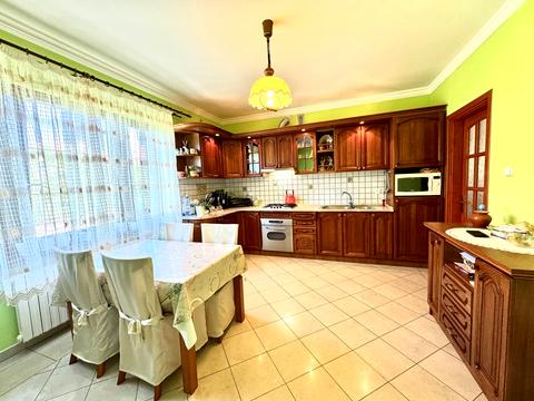 будинок за адресою Райдужна вул.