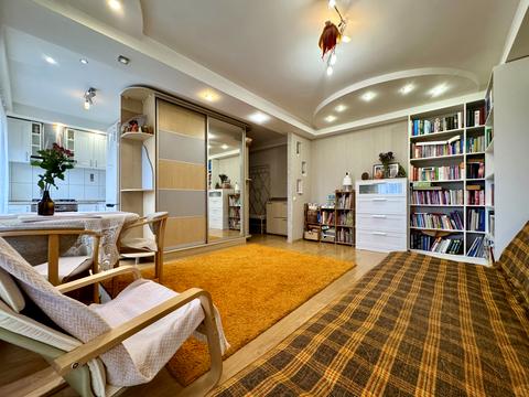 квартира по адресу Верховной Рады бульв., 3