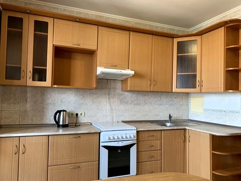 квартира за адресою Лариси Руденко вул., 10-А