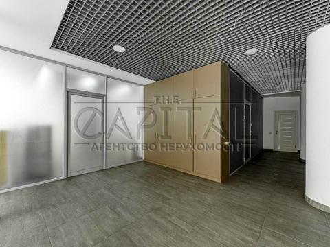 комерційна за адресою Єжи Ґедройця вул. (Тверська), 1