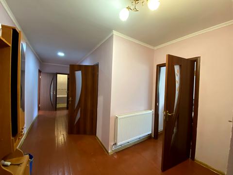 квартира за адресою Хотинська вул., 12
