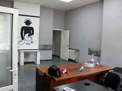 коммерческая по адресу Николая Амосова ул., 4