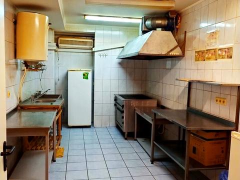 комерційна за адресою Гетьмана Кирила Розумовського вул. (Миколи Краснова), 17