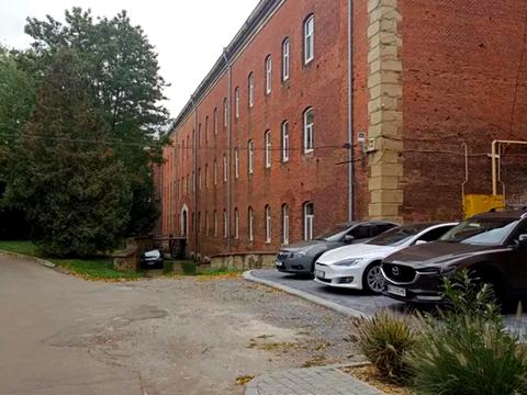 комерційна за адресою Павла Грабовського вул., 11