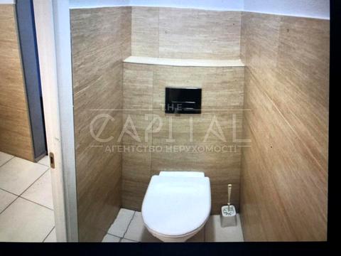 комерційна за адресою Володимира Івасюка просп. (Героїв Сталінграду), 4