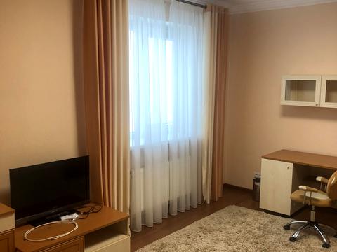 будинок за адресою Грушевського вул.