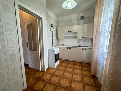 квартира за адресою Дмитра Яворницького просп. (Карла Маркса), 33