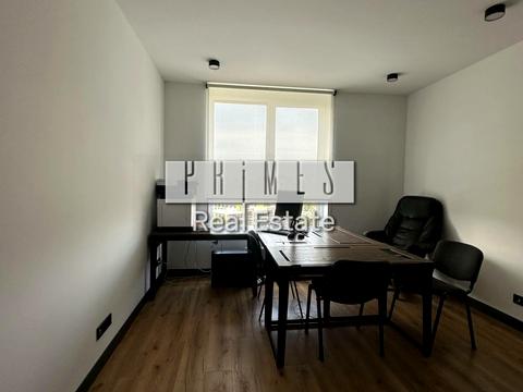 коммерческая по адресу Глубочицкая ул., 73