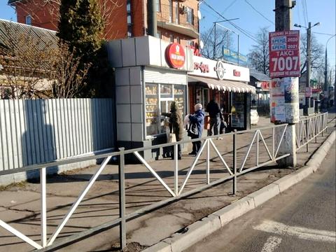 комерційна за адресою Шевченка вул., 60