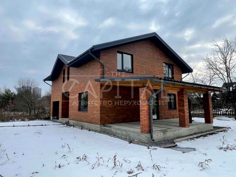 будинок за адресою Шкільна вул., 1
