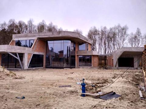 будинок за адресою Лісовий пров., 1