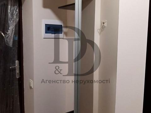 квартира за адресою Тарасівська вул., 25