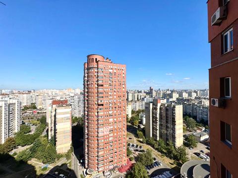 квартира по адресу Анны Ахматовой ул., 13