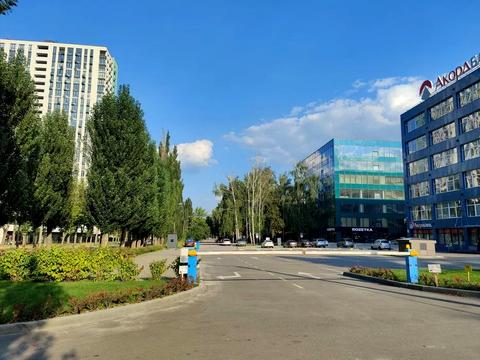 коммерческая по адресу Виктора Некрасова ул. (Північно-Сирецька), 1-3