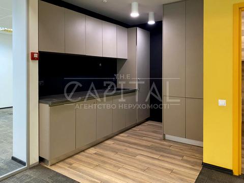 комерційна за адресою Миколи Пимоненка вул., 3