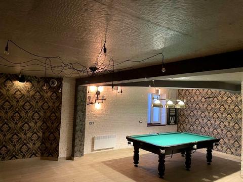 комерційна за адресою Західна вул., 10