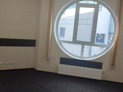 комерційна за адресою Кловський узвіз (Кловський), 7а