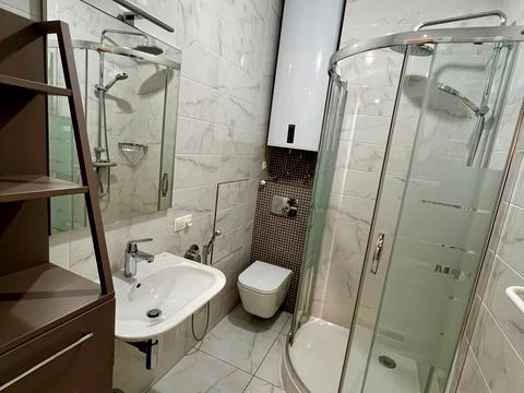 квартира за адресою Кудрявський узвіз, 3-Б