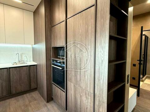 квартира за адресою Літературна вул., 10б