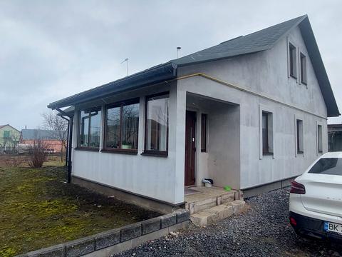 будинок за адресою Шкільна