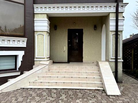 дом по адресу Лесі Українки ул.