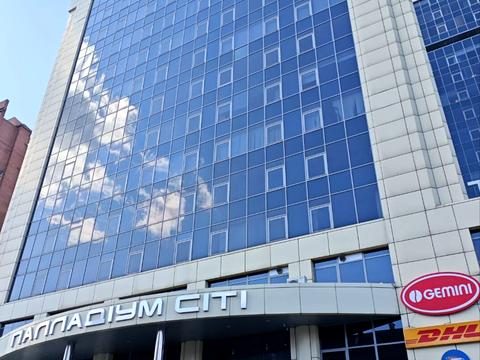 комерційна за адресою Антоновича вул. (Горького), 172