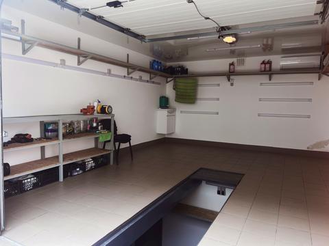 паркомісце за адресою Теплична вул., 38