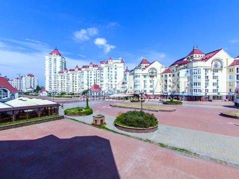 комерційна за адресою Володимира Івасюка просп. (Героїв Сталінграду), 24