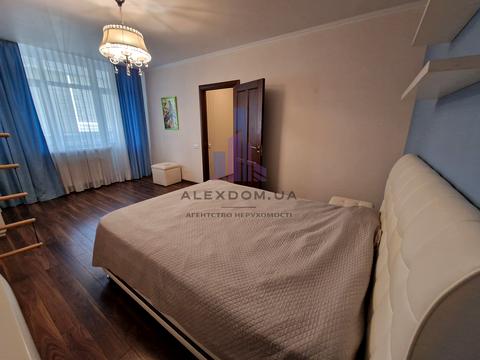 квартира за адресою Єлизавети Чавдар вул., 8