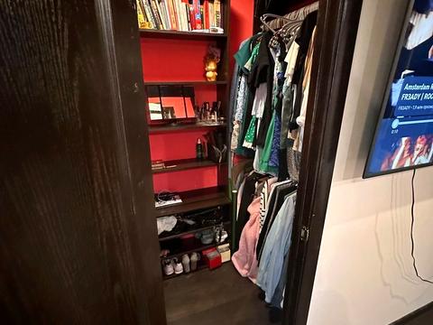 квартира за адресою проспект Богдана Хмельницкого, 35