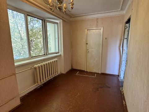 квартира за адресою Космонавтів вул., 9