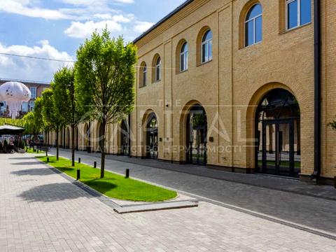 комерційна за адресою Князів Острозьких вул. (Московська), 8