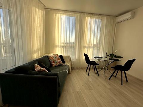 квартира за адресою Олеся Бердника вул., 1-Д