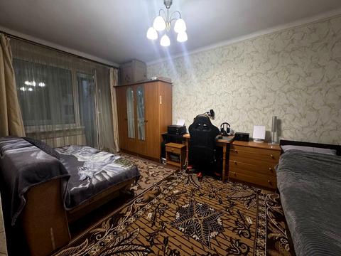 квартира за адресою Довженка вул., 10