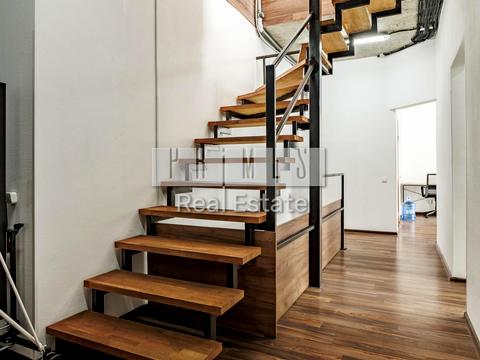 коммерческая по адресу вул, 17а