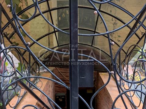 коммерческая по адресу Шота Руставели ул., 27