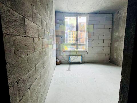 квартира по адресу Салютная ул., 2к18