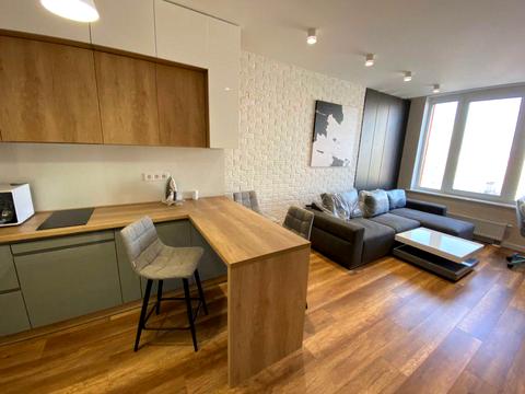 квартира за адресою Дніпровська набережна вул., 16-Г