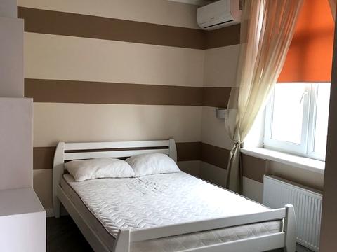 квартира за адресою Анни Ахматової вул., 22