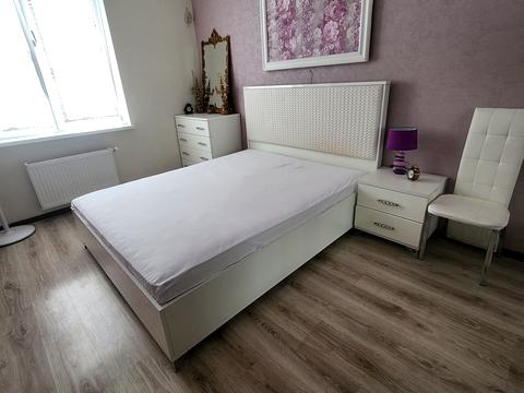 квартира за адресою Київ, Регенераторна вул., 4