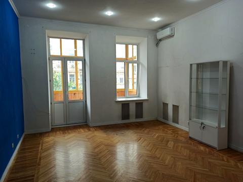 коммерческая по адресу Саксаганского ул., 27