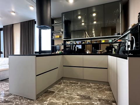 квартира за адресою Зарічна вул., 6К4