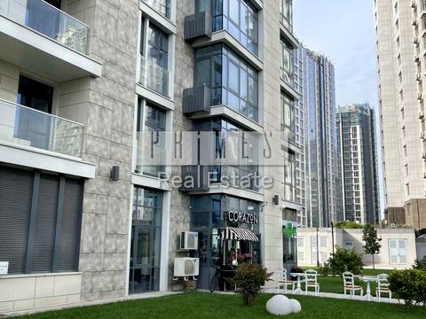 комерційна за адресою Андрія Верхогляда вул. (Михайла Драгомирова), 19-Б