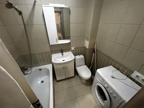 квартира за адресою Дмитра Луценка вул. (Крейсера "Аврора"), 16