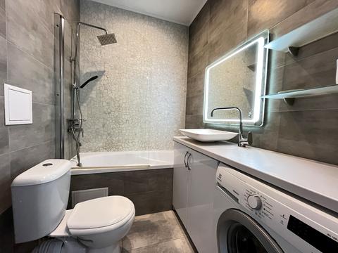 квартира за адресою Боголюбова вул., 32
