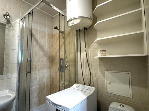 квартира за адресою Трьохсвятительська вул., 3